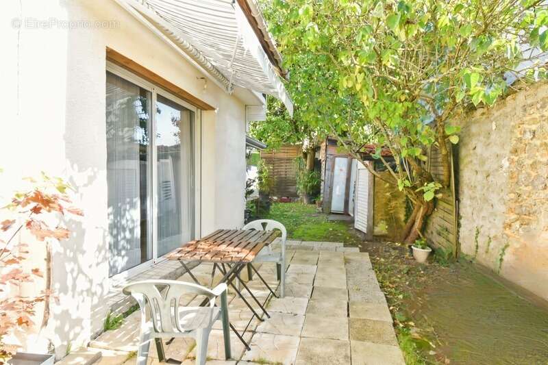 Maison à BALLAINVILLIERS