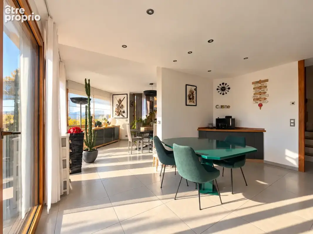 Villa d’architecte avec vue panoramique, piscine et espace bien-être - photo 10