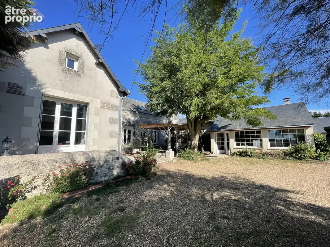 Photo Maison à Neuvy-Le-Roi au prix de 270 000€