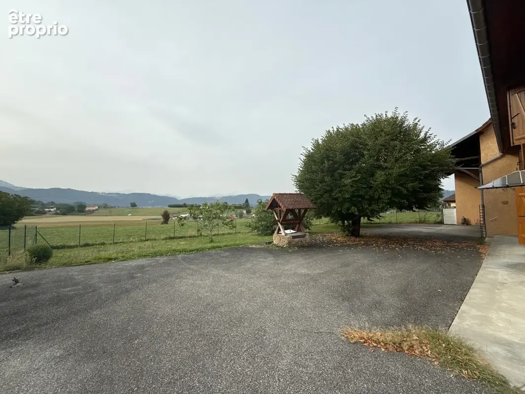 Maison 134 m² à Domessin  - photo 4