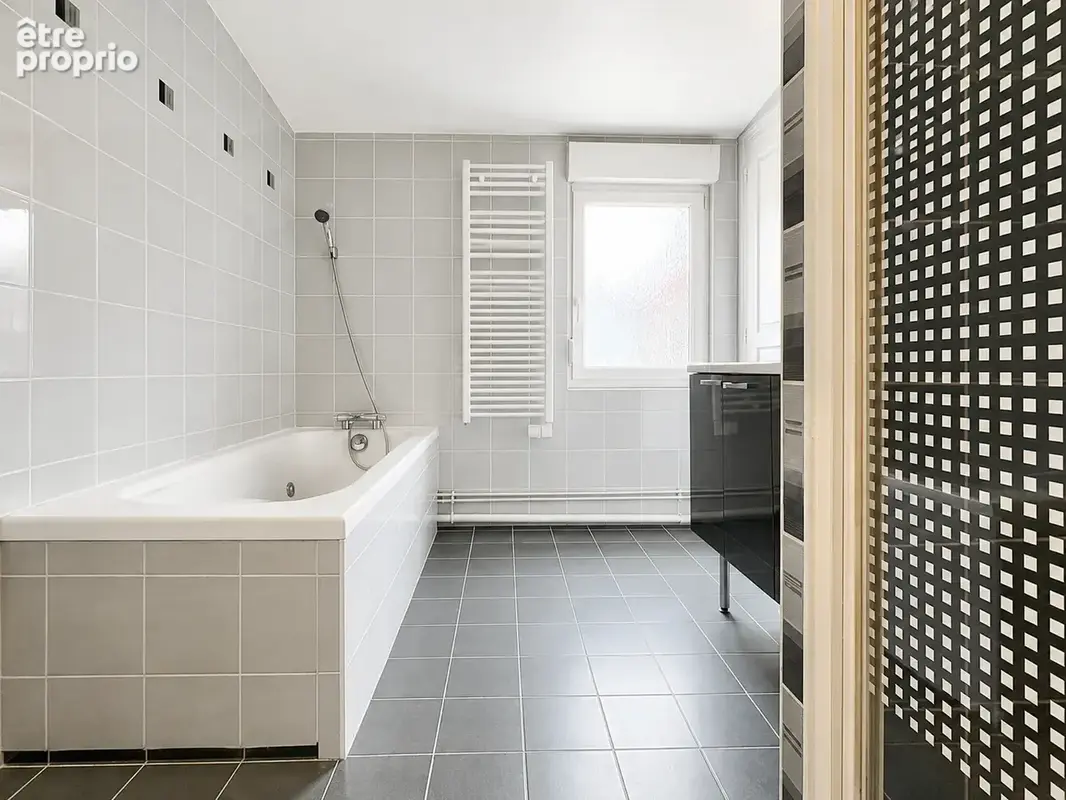 Dernier etage hyper centre proche gare - photo 11