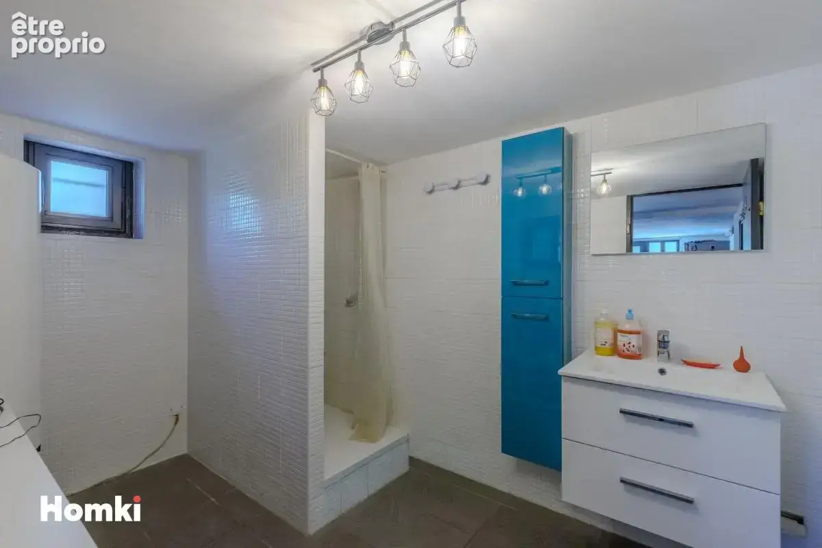 MIONS – Maison familiale de 158 m² avec véranda de 28 m² sur terrain de 777 m² - photo 15