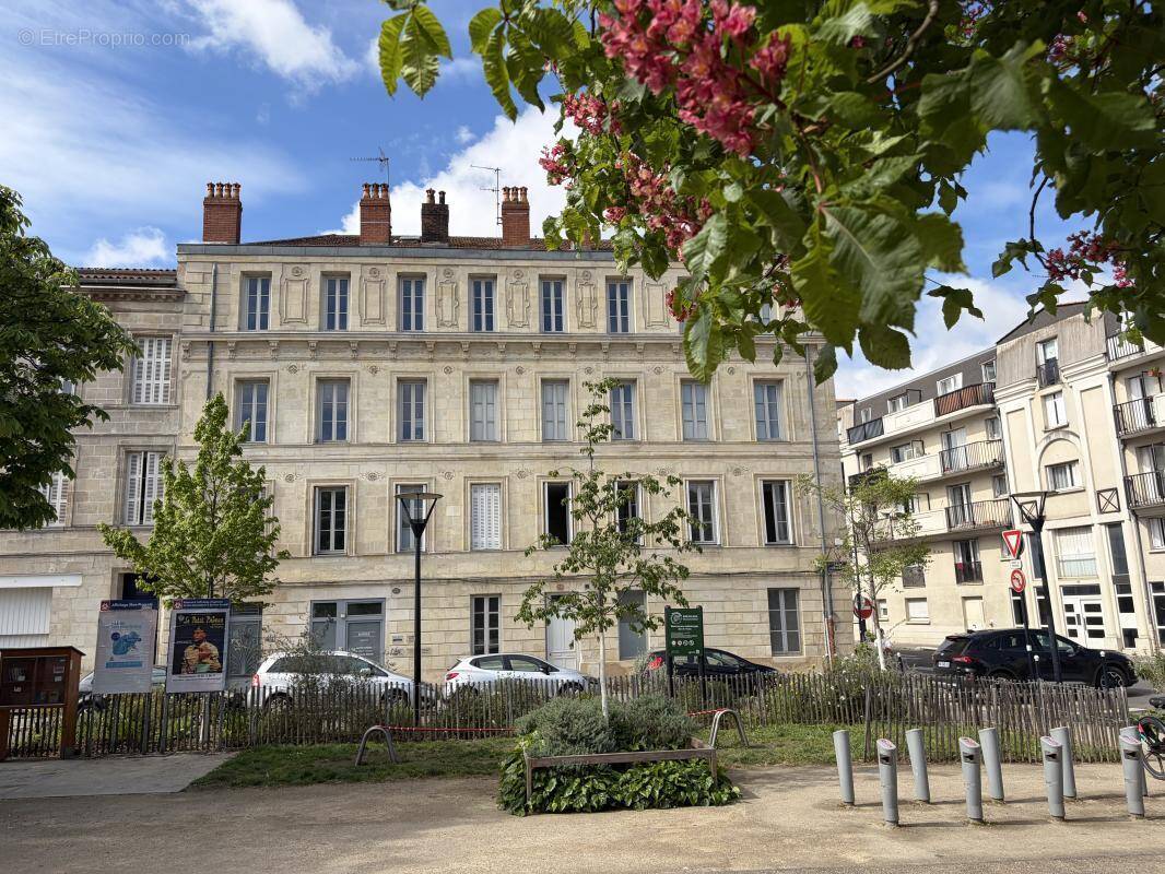 Appartement à BORDEAUX