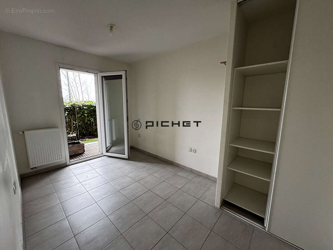 Appartement à BEGLES