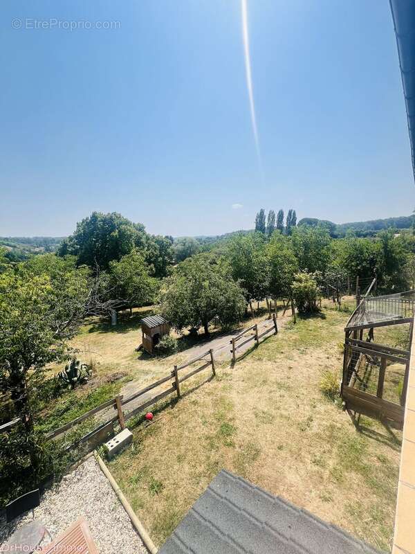 Maison 155 m² à Villamblard  - photo 9