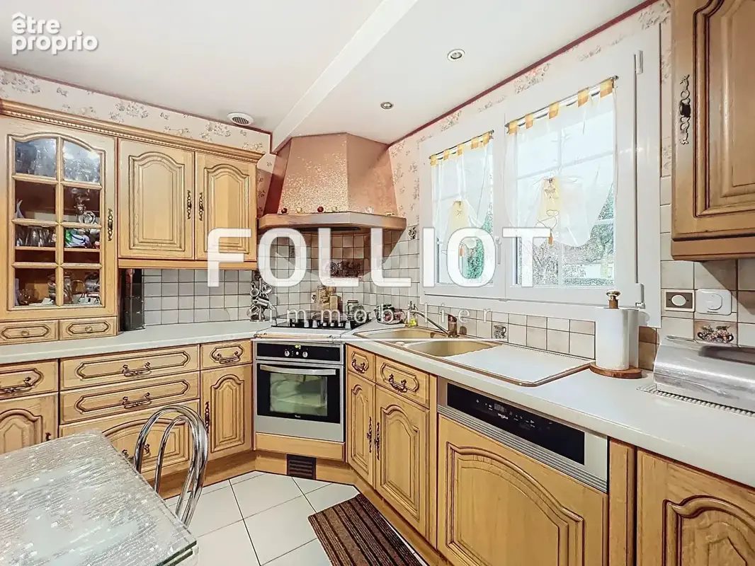 Photo Maison à Sainte-Croix-Sur-Mer au prix de 315 000€