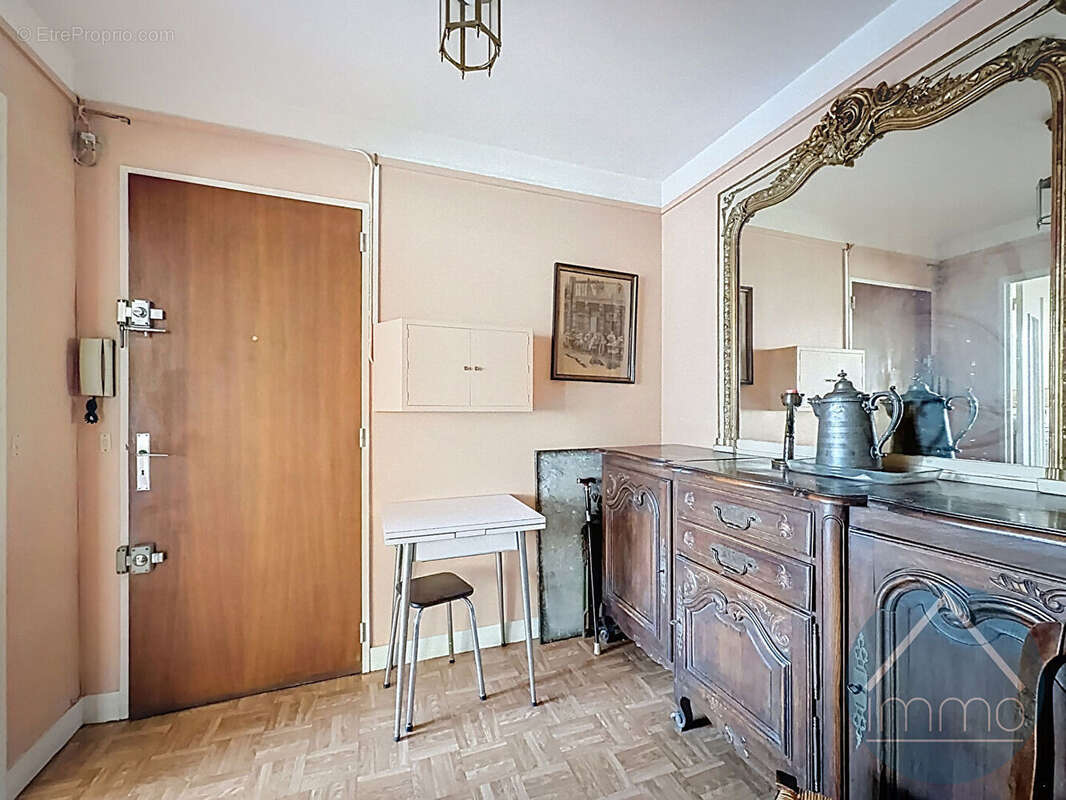 Appartement à ASNIERES-SUR-SEINE