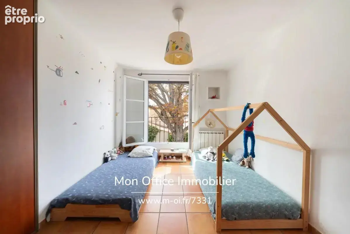 Référence : 7331-PAN - Maison 5 pièces de 130 m² avec piscine à Puyricard - photo 18