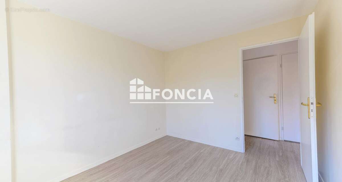 Appartement à ROSNY-SOUS-BOIS