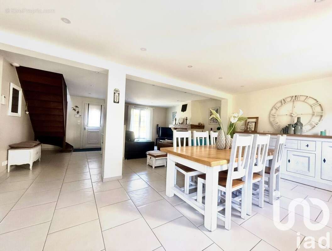 Photo 3 - Maison à MORTCERF