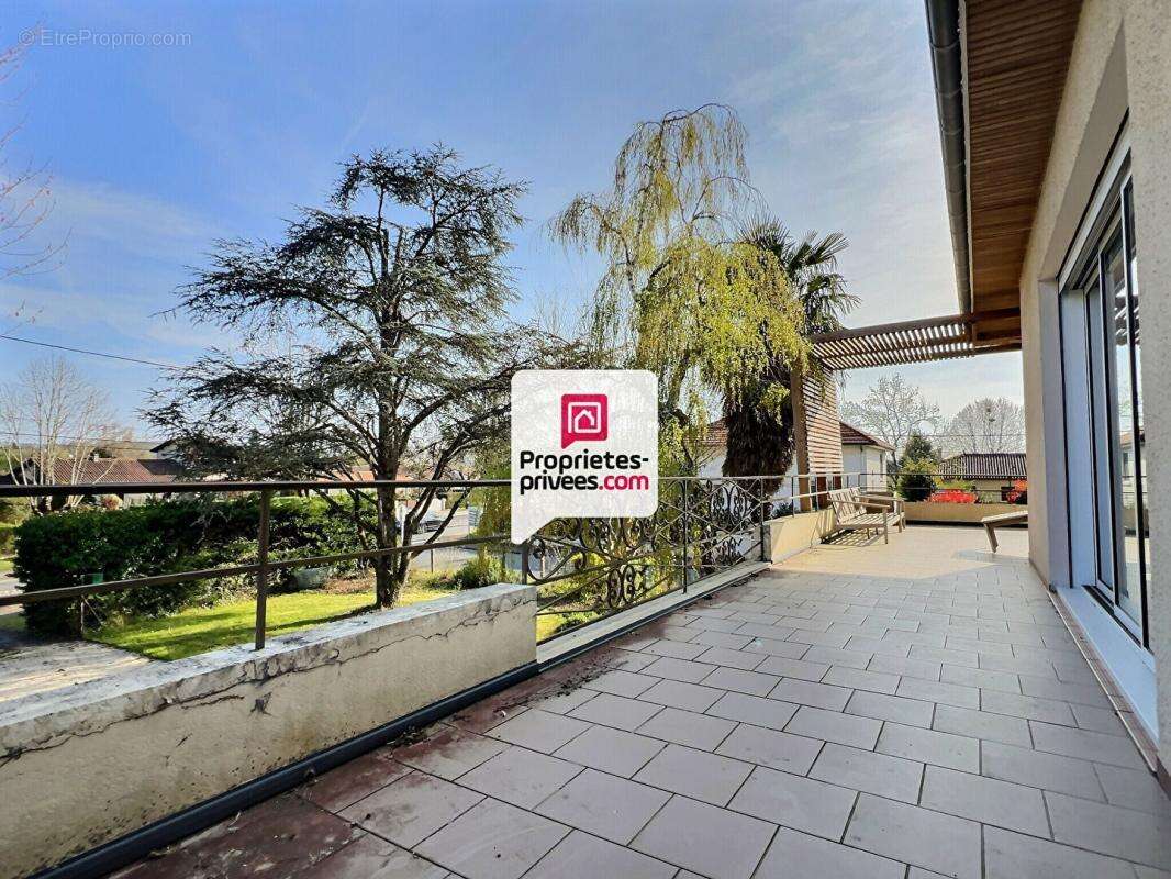 Maison à SAINT-ASTIER