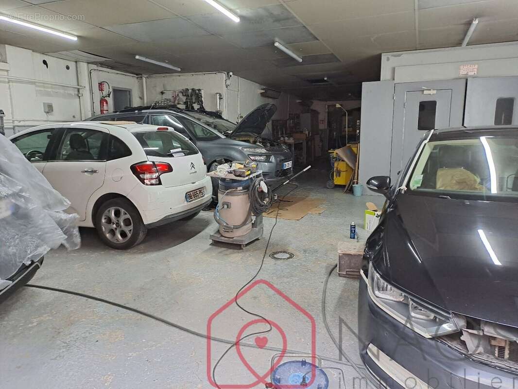 Commerce à SAINT-DENIS