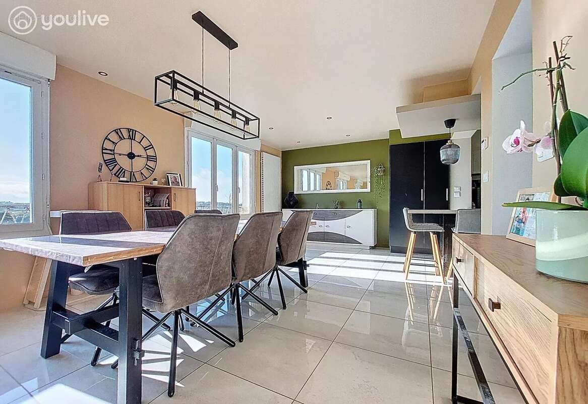 Maison à PLOUGUERNEAU