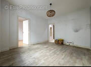 Commerce à PARIS-17E