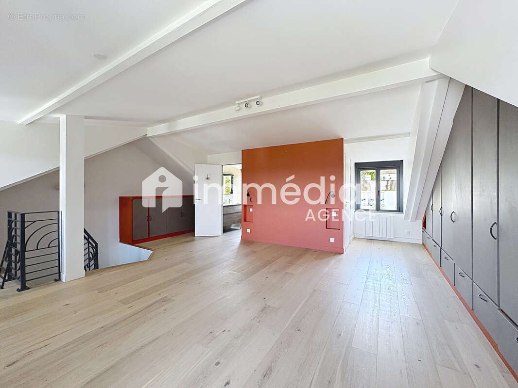 Limitrophe Centre-Villle  Quartier des Coteaux - RUEIL-MALMAISON - photo 15