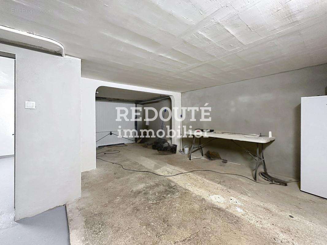Maison à AY