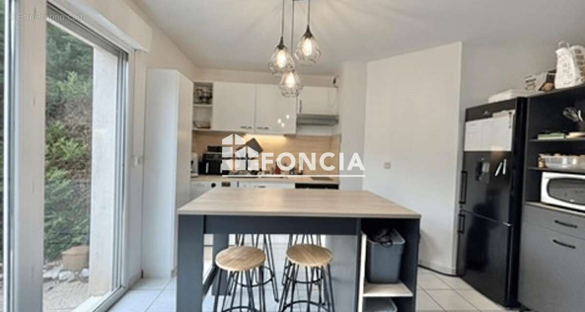 Appartement à DOUVAINE