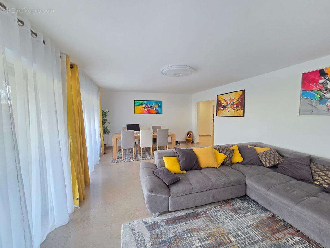 Appartement à MONTELIMAR