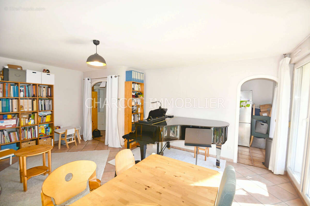 Appartement à LYON-9E