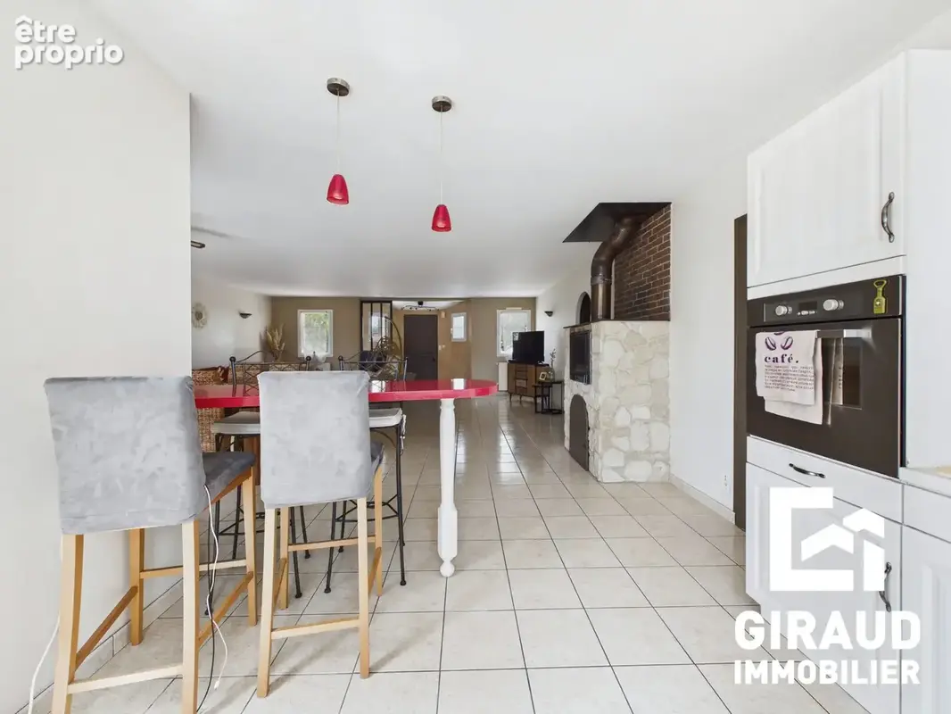 Maison 122 m² à Fontenay-Le-Comte  - photo 9