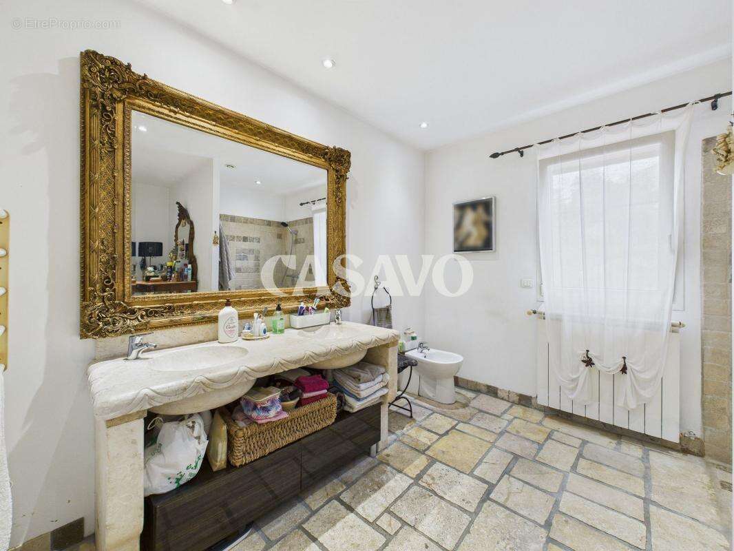 Maison à MARSEILLE-11E