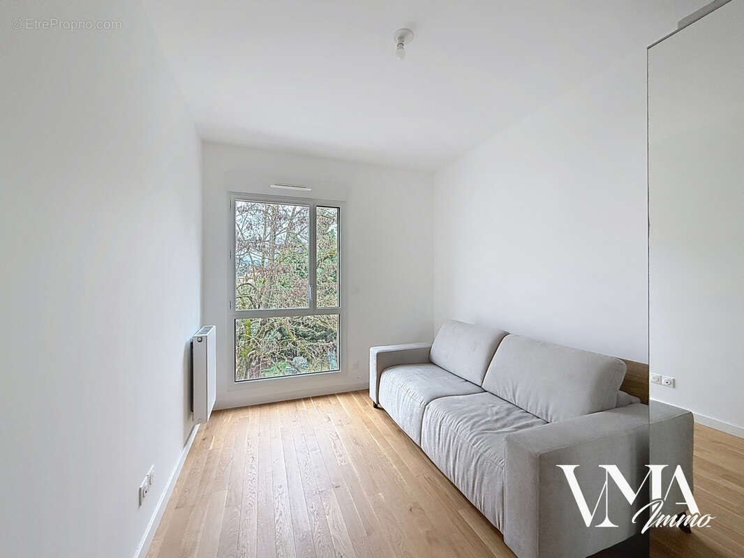 Appartement à COLLONGES-AU-MONT-D'OR