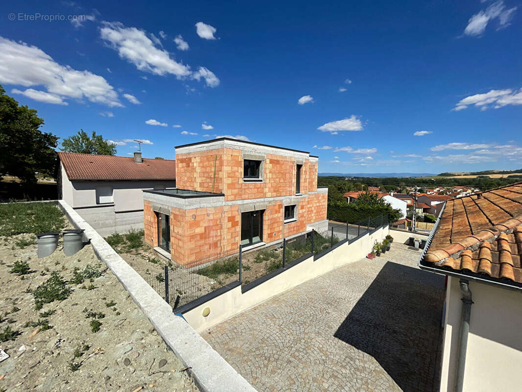 Pont-du-chateau maison moderne neuve 110 m² - photo 4