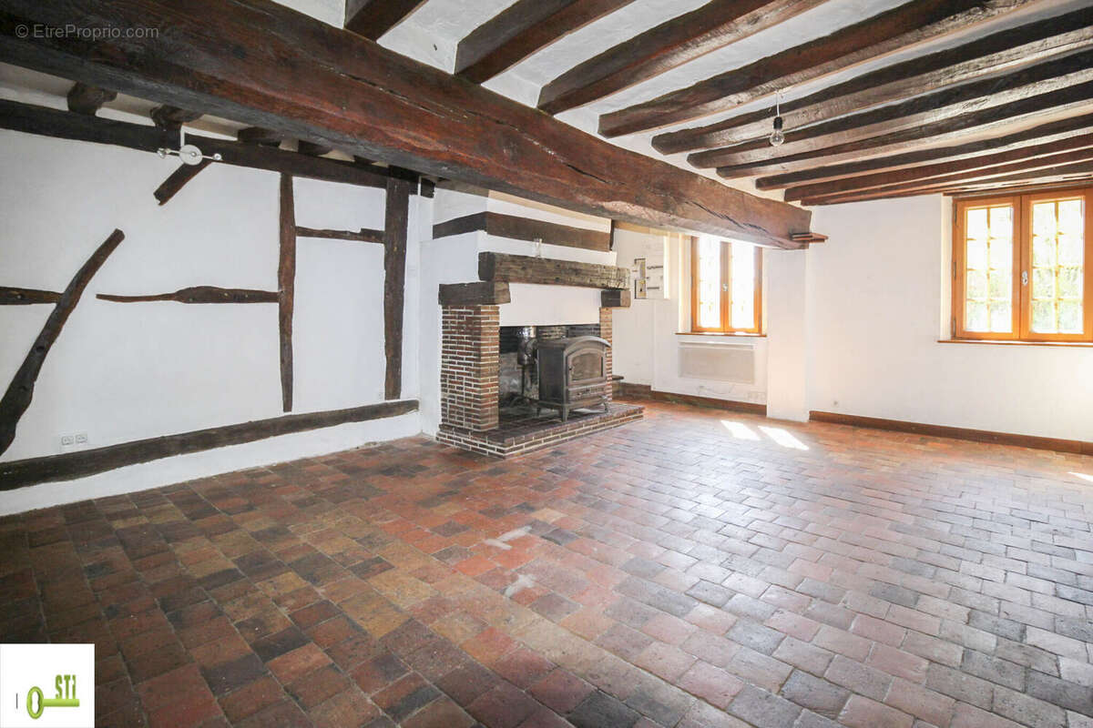 Photo 2 - Maison à LE CHARME