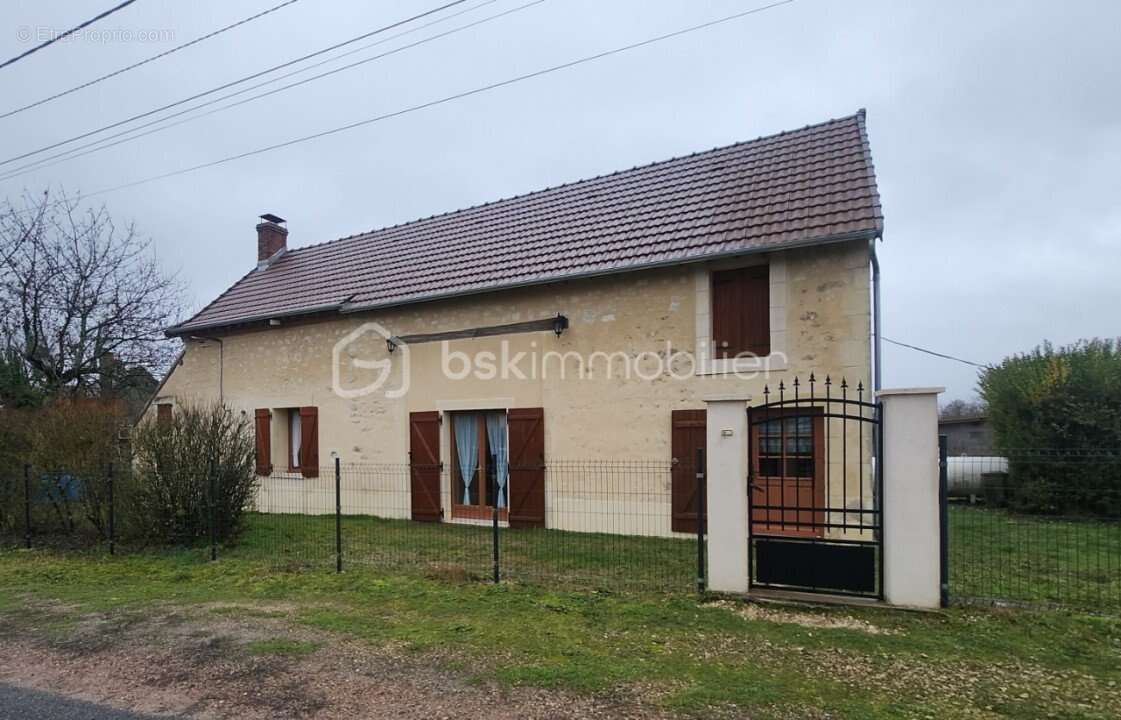 Maison à SAINT-LEGER-LE-PETIT