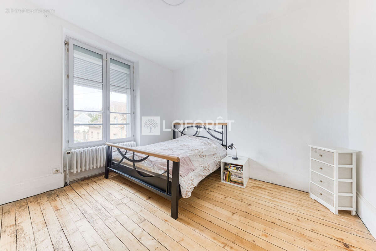 Maison à FAREMOUTIERS