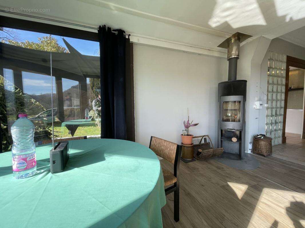 Maison à SAINT-MARTIN-VALMEROUX