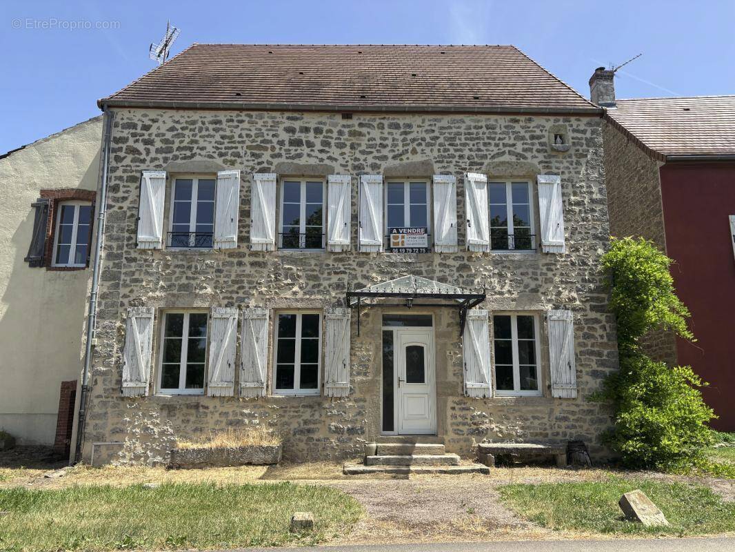 Maison à VITTEAUX