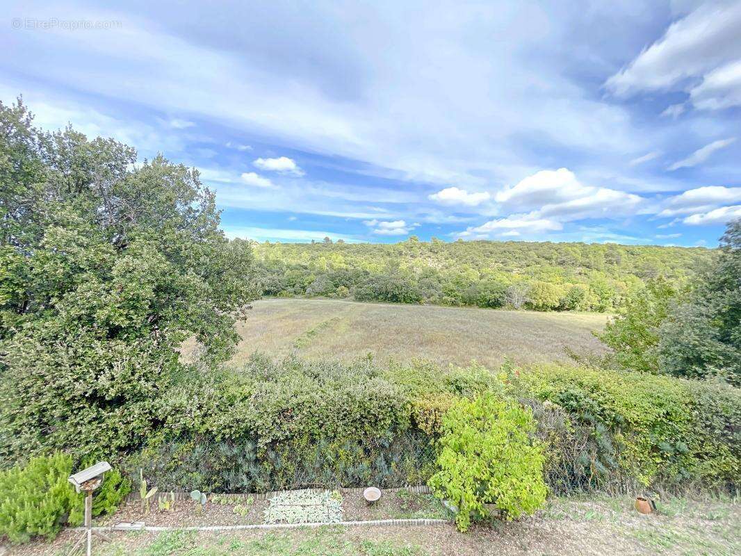 Maison à GINASSERVIS