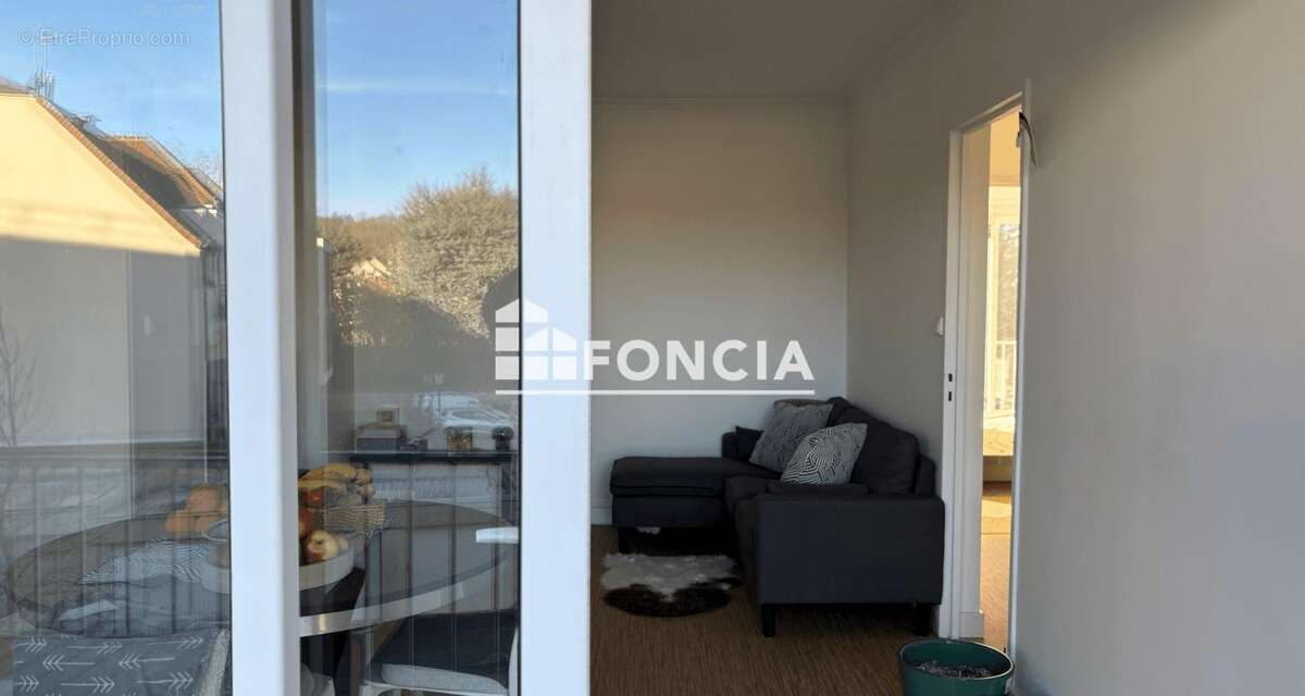 Appartement à EPERNON