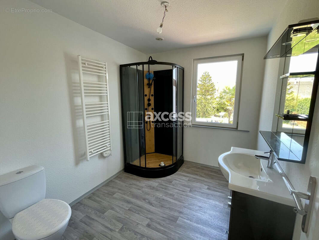 Maison 92 m² à Bischwiller  - photo 7