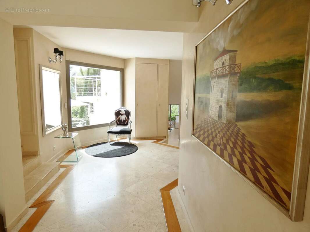 Maison à MOUGINS