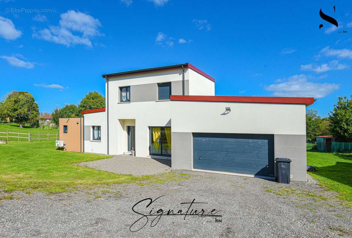 Maison à SAINT-PRIEST-SOUS-AIXE