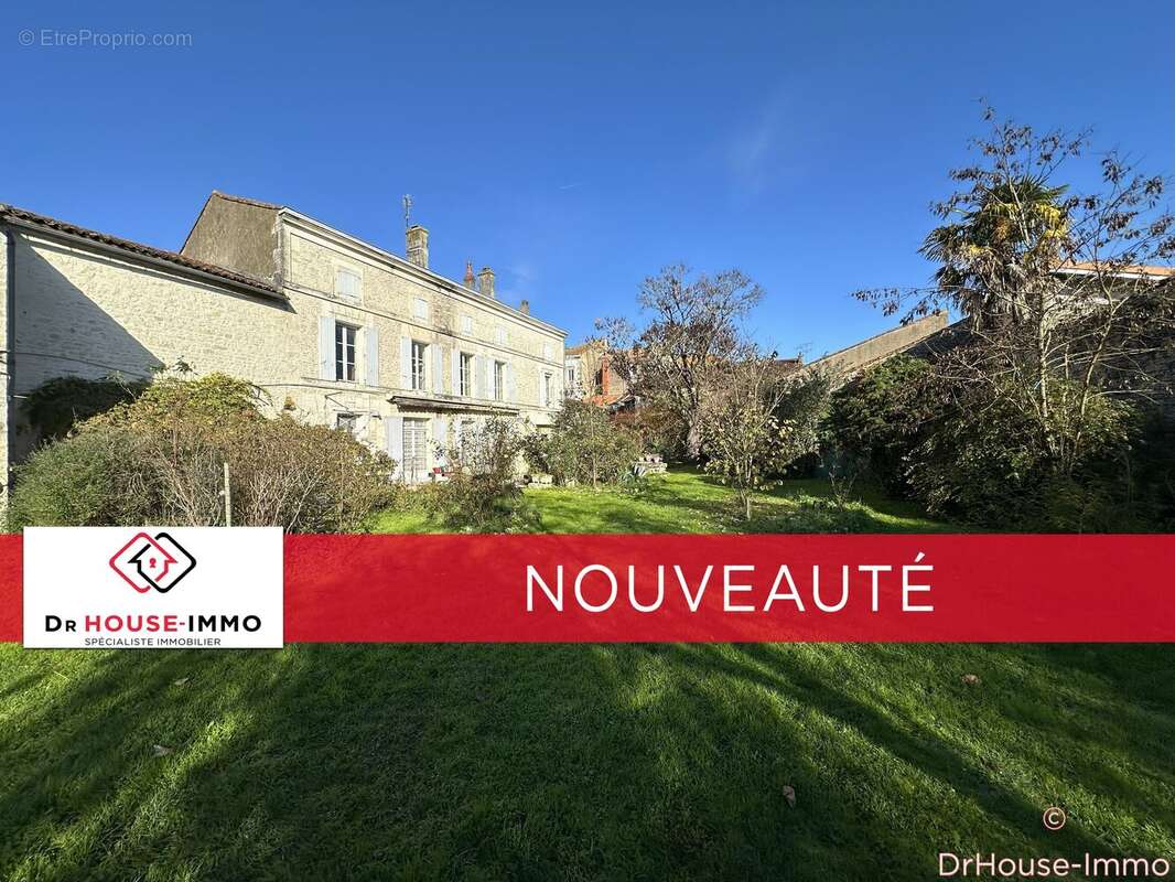 Maison à MANSLE