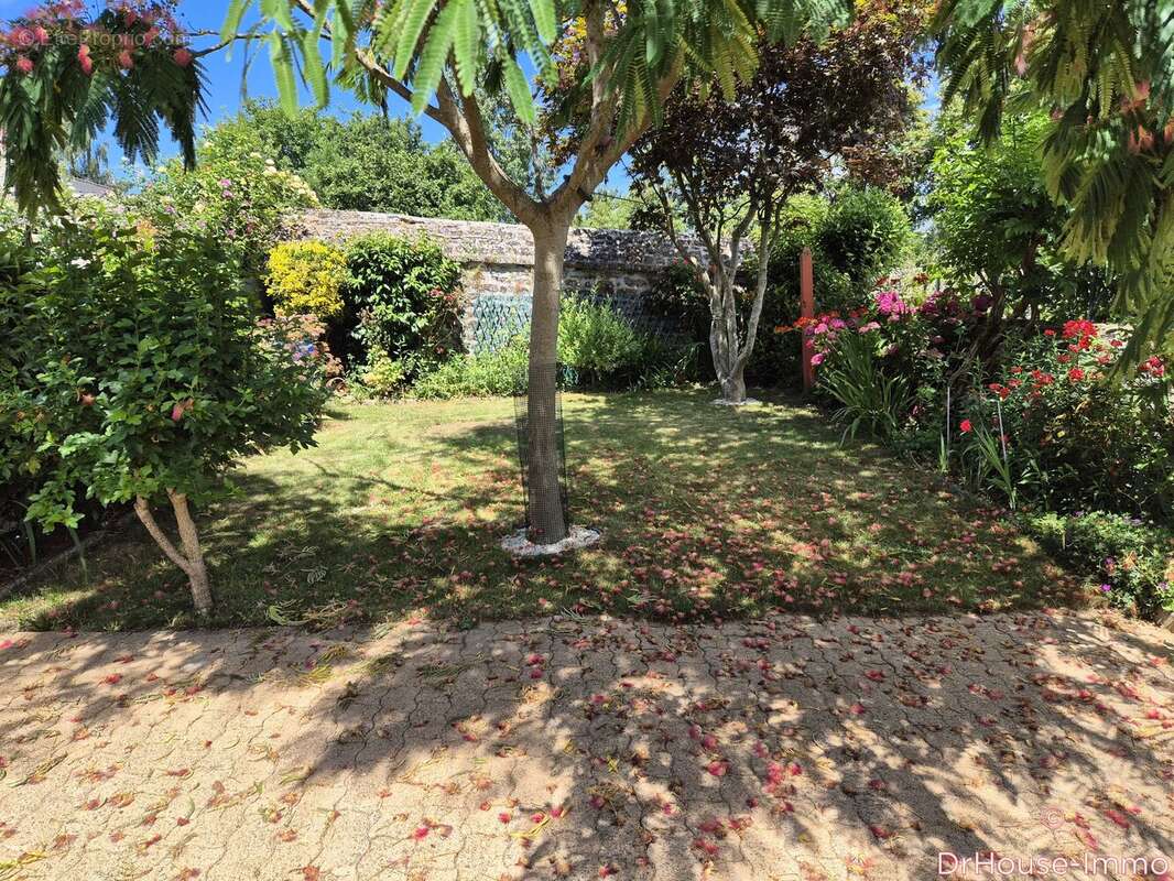 Maison 144 m² à Gorron  - photo 2