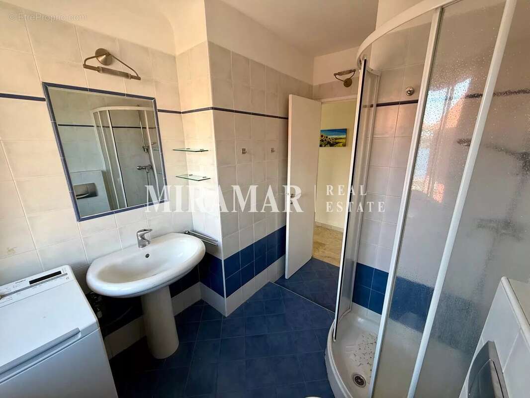 Appartement à VILLEFRANCHE-SUR-MER