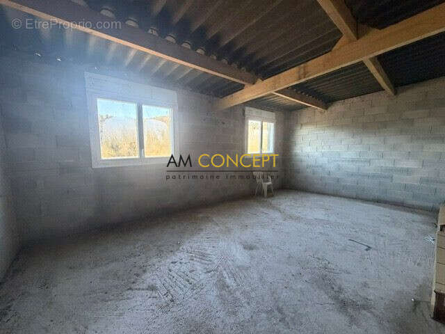 Appartement à L'ESCARENE