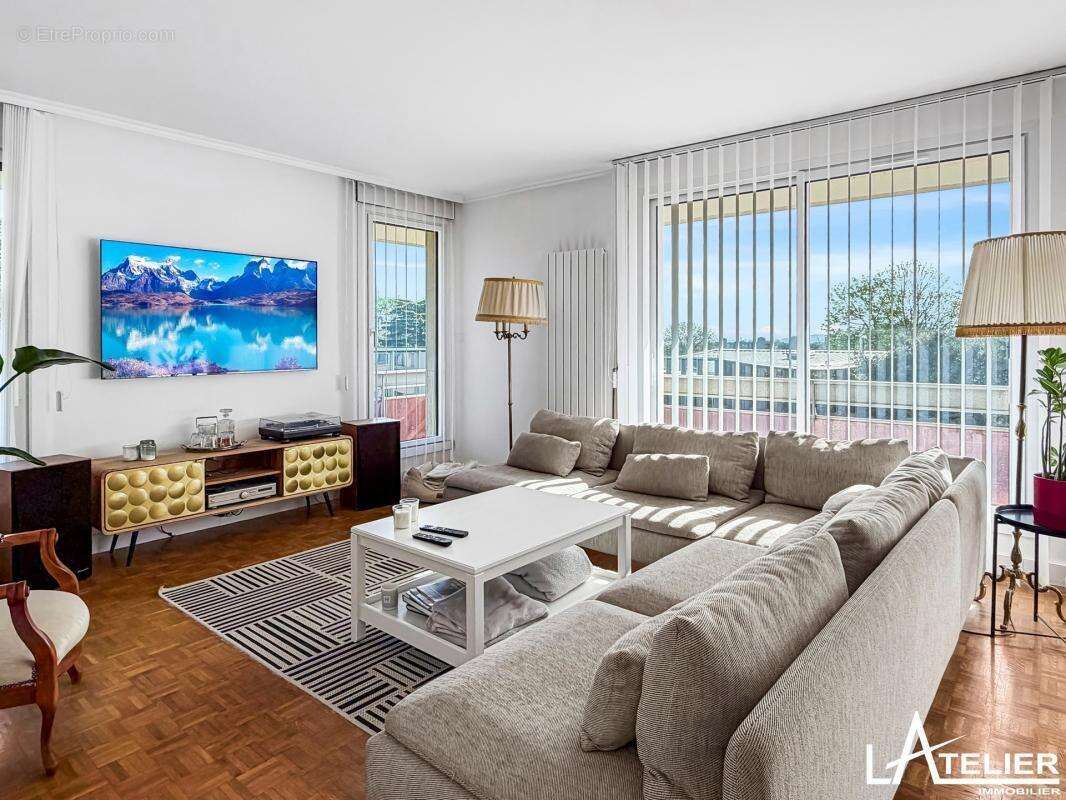 Appartement à MAREIL-MARLY