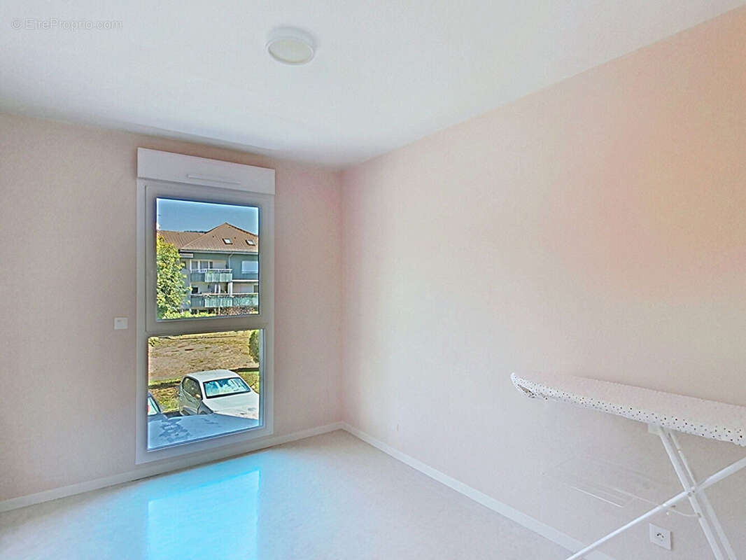 Appartement T3 - 64.37 m2 avec cave, balcon et parking - photo 14