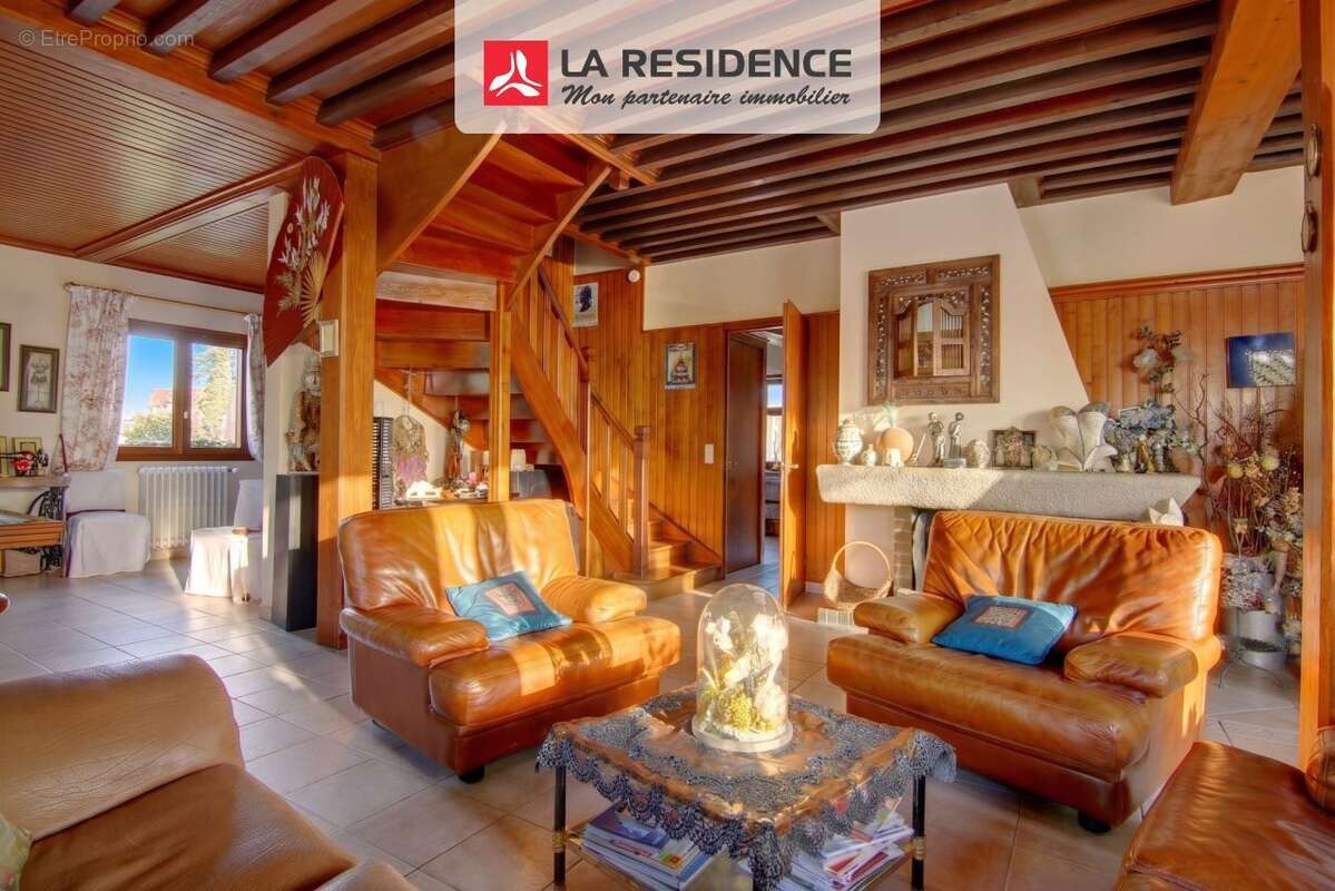 Maison 238 m² à Beauchamp  - photo 3