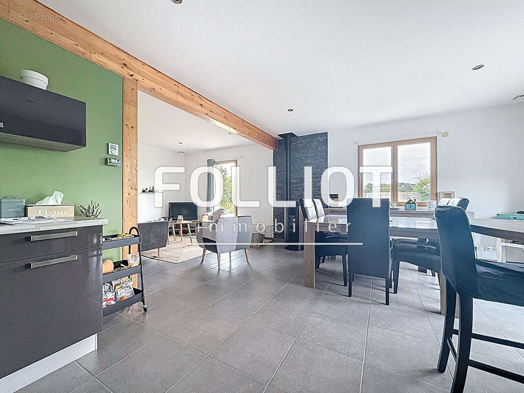 Maison à LES MOITIERS-D&#039;ALLONNE