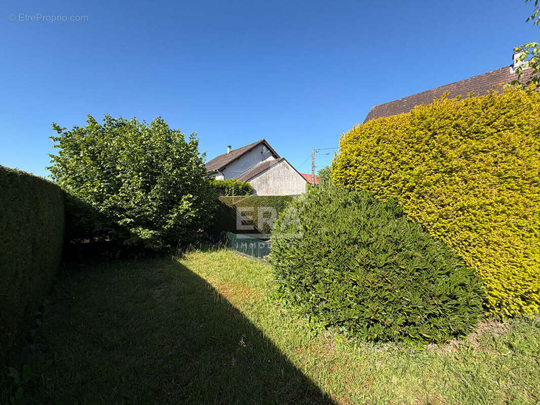 Maison à FUSSY