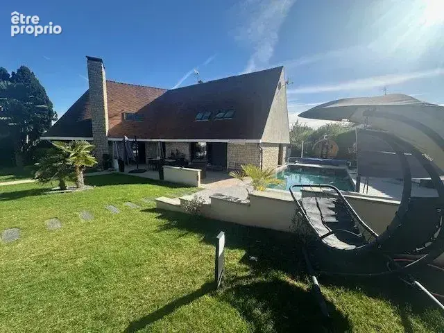 Photo Maison à Viarmes au prix de 879 000€