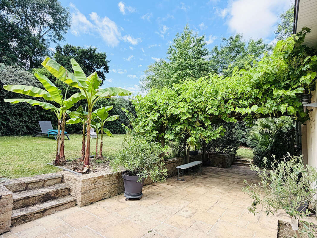 Maison contemporaine 4 chambres (5 possible) et jardin de 710m2 - photo 5