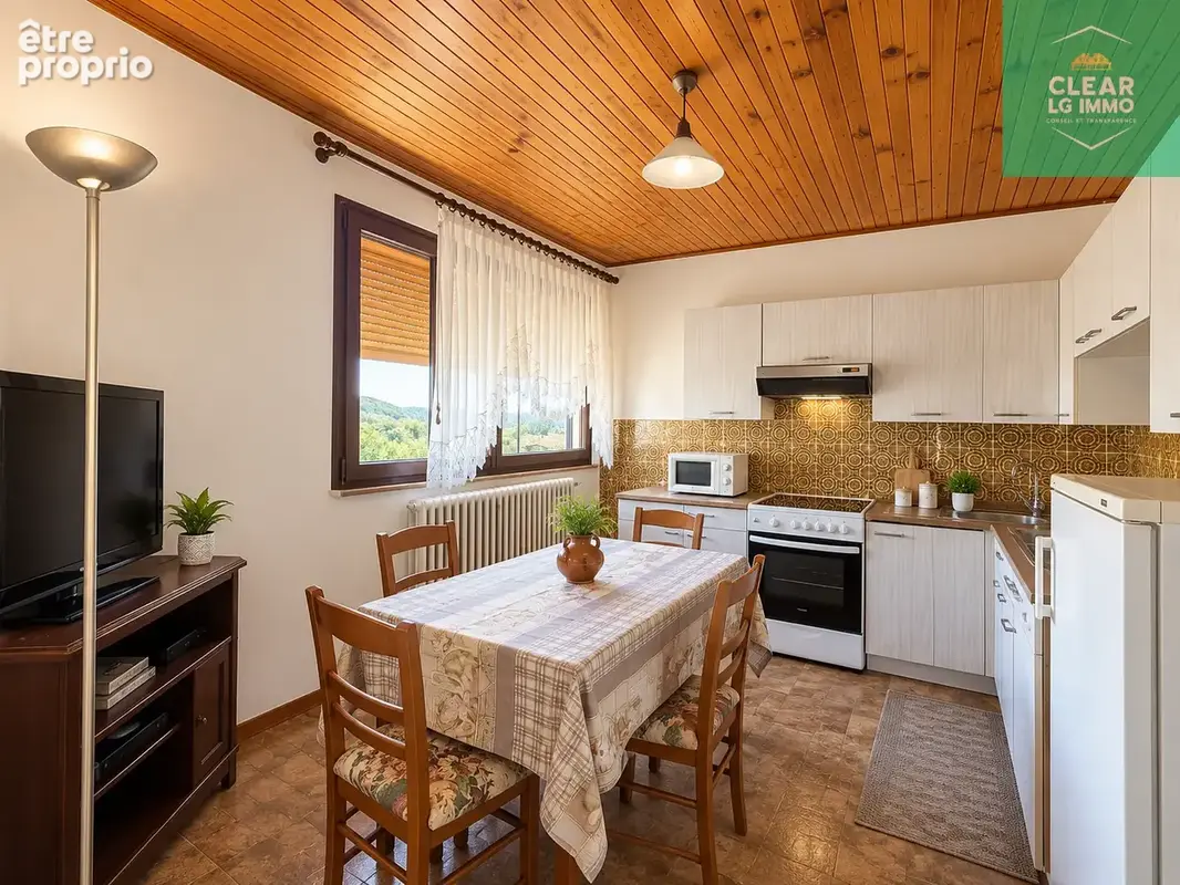 Maison familiale avec véranda et jardin - photo 8