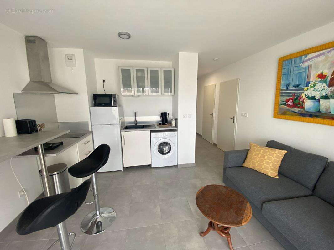 Appartement Le Lavandou 2 pièces 40 m2 Et grande terrasse - photo 5